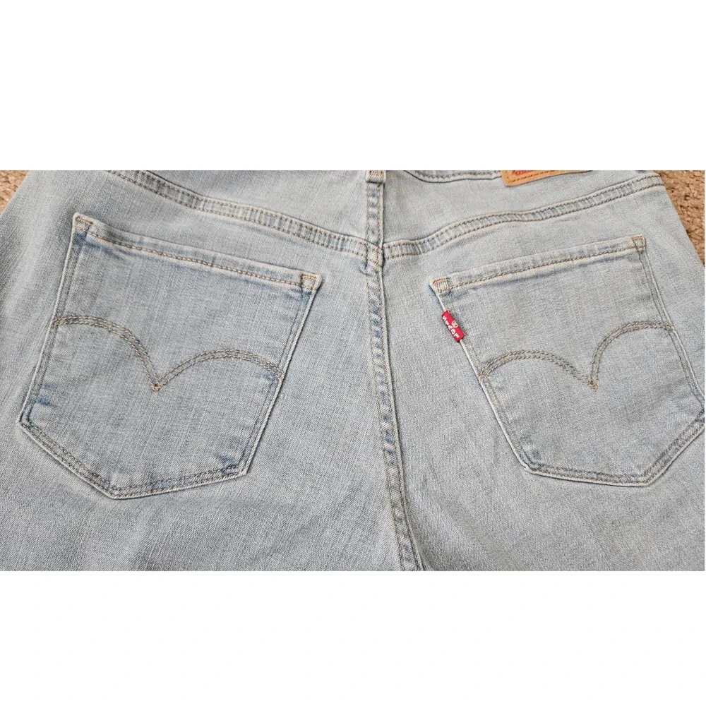 Levis Classic Jorts Bermuda Shorts Womens 30 Light Wash Blue Denim Mid Rise